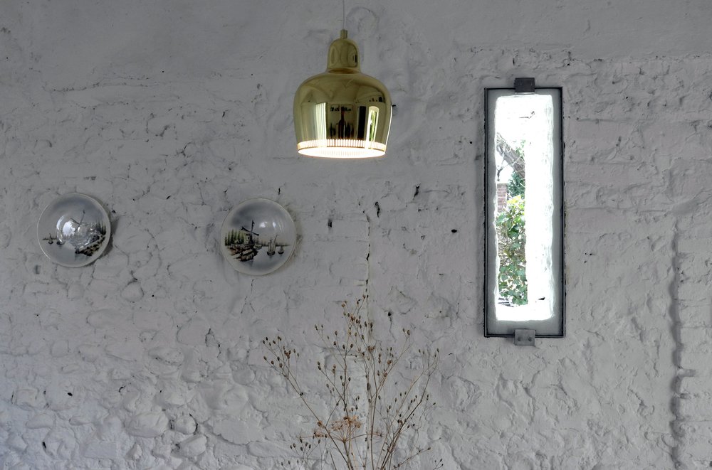 Thursford_Barn_LIGHT-WALL-AND-WINDOW.jpg